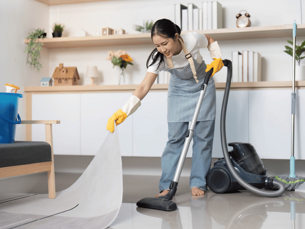 CLEANING SERVICES